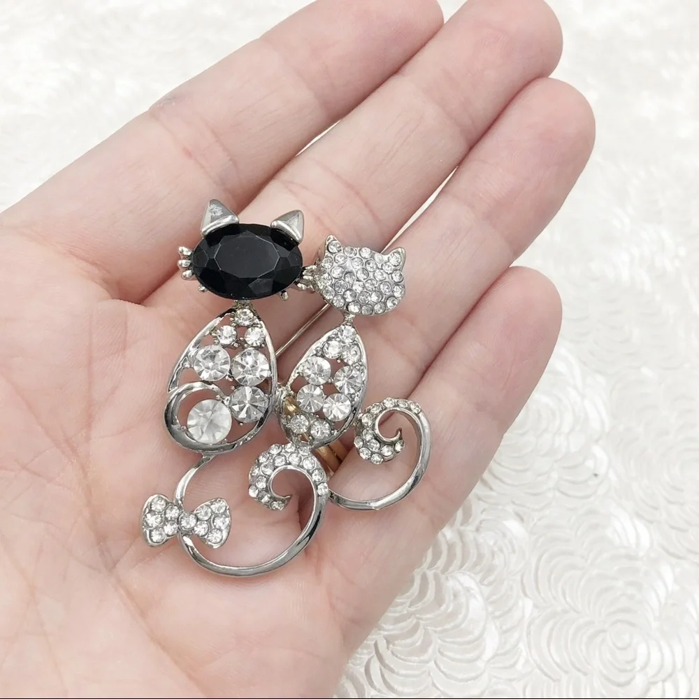 Kitty Cat Pals Rhinestone Pin Brooch Cat Pin